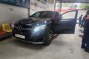 sửa chữa xe mercedes tại tây hồ